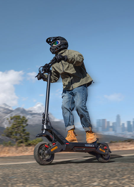 Patinete eléctrico Y700